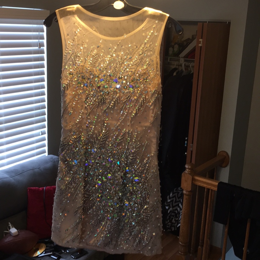 Dress - Picture 2 of 2